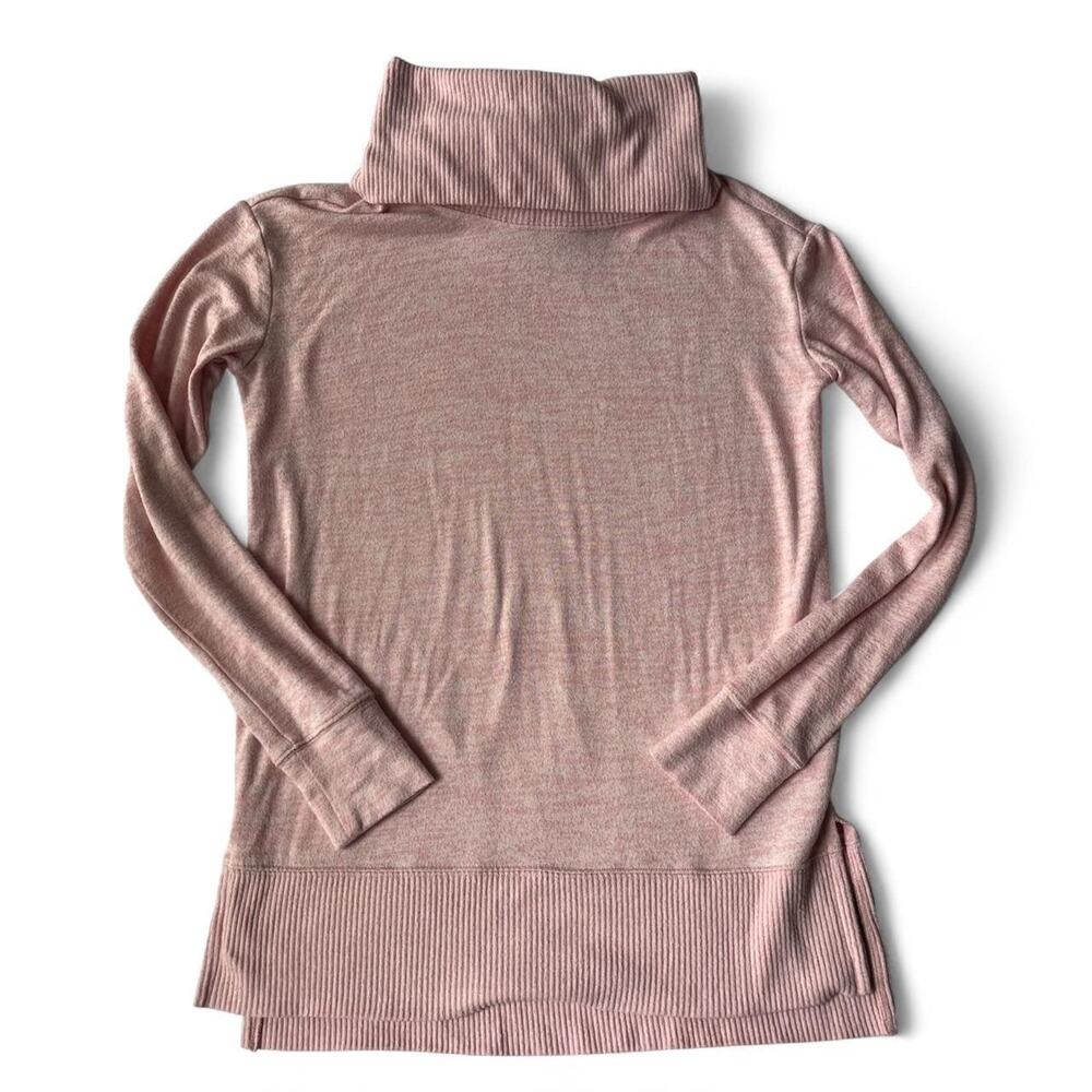 GAP Pink Y2K Style Turtleneck Sweater Top